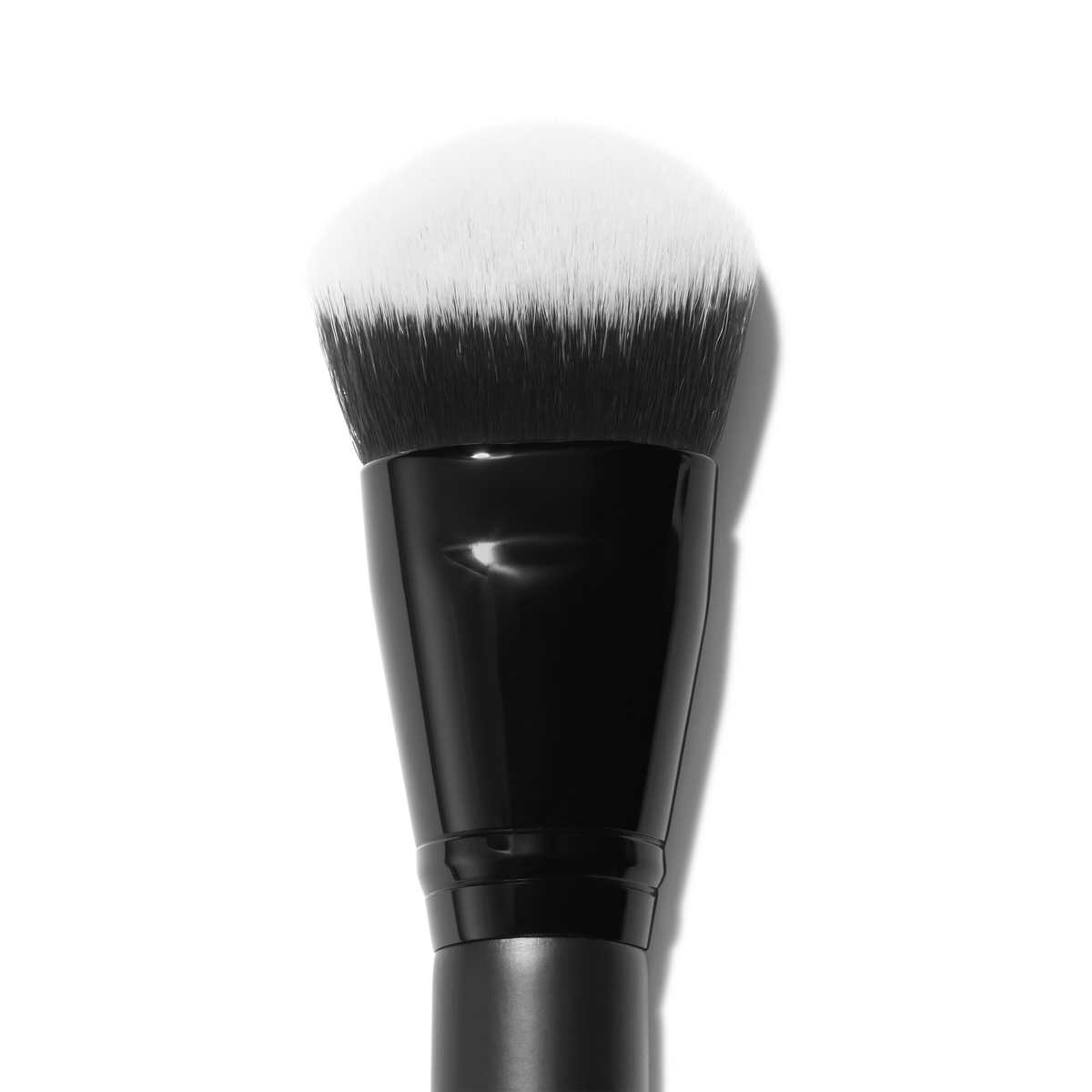 Smooth Swipe Foundation Brush