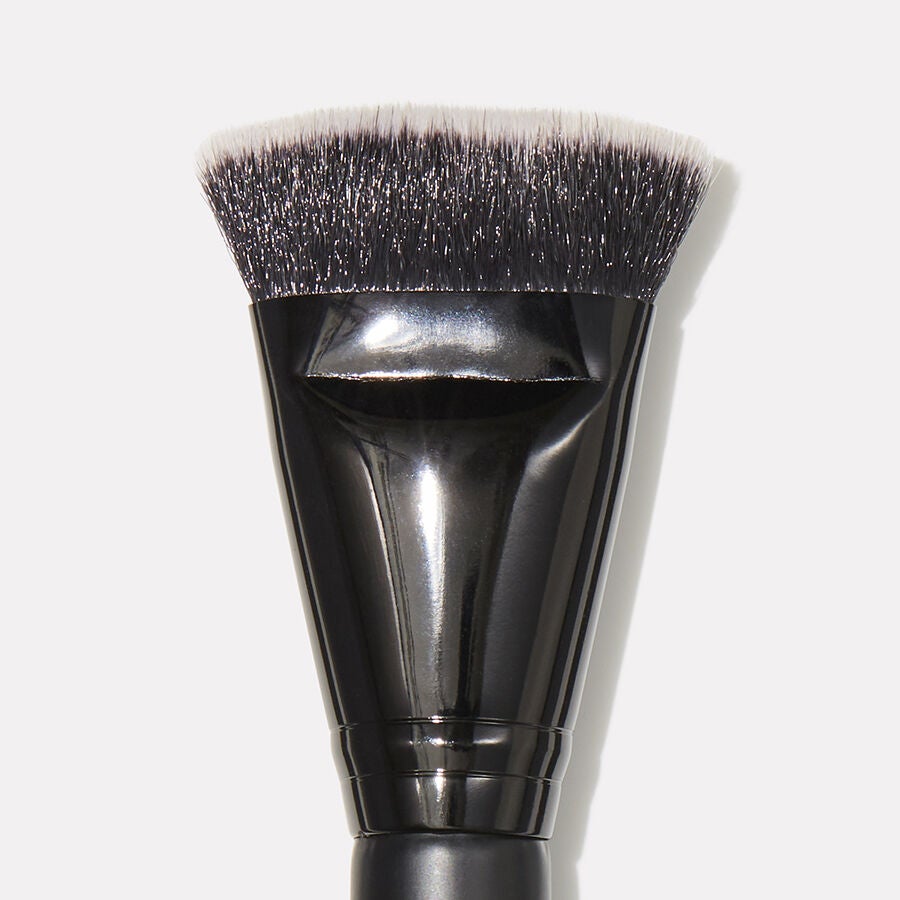 Contouring Brush